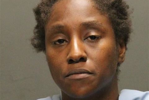 Naked woman sets kitchen on fire, tries to stab fireman 